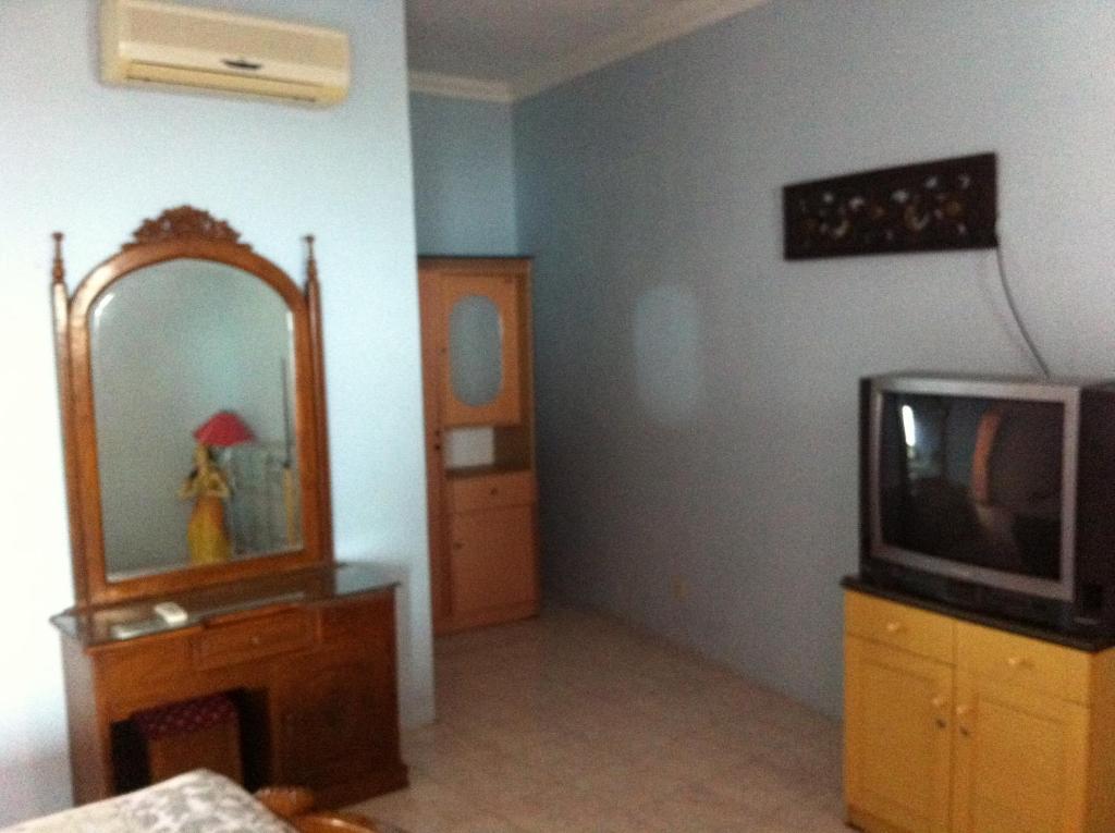 Hotel Adinda Parangtritis Rum bild
